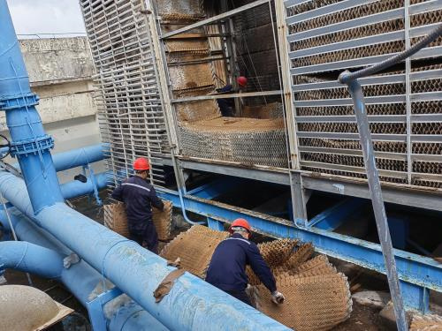 玻璃鋼冷卻塔定做東莞廠家為您服務(wù),吉林玻璃鋼冷卻塔托架定做